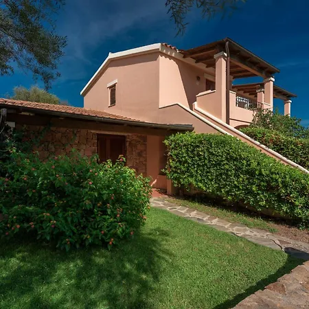 Residenze Gallura 아파트 *